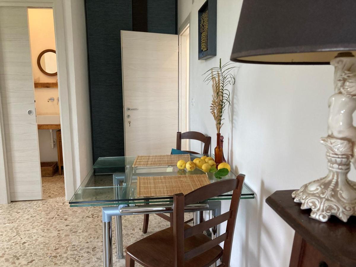 Villa Vento Largo, Casa Marina Ventimiglia Bagian luar foto